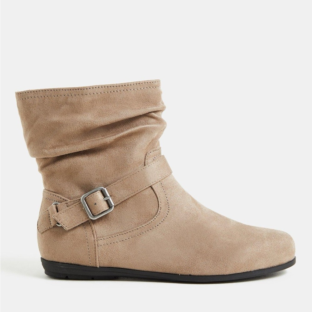 Size 9 Tan Slouch Ankle Booties